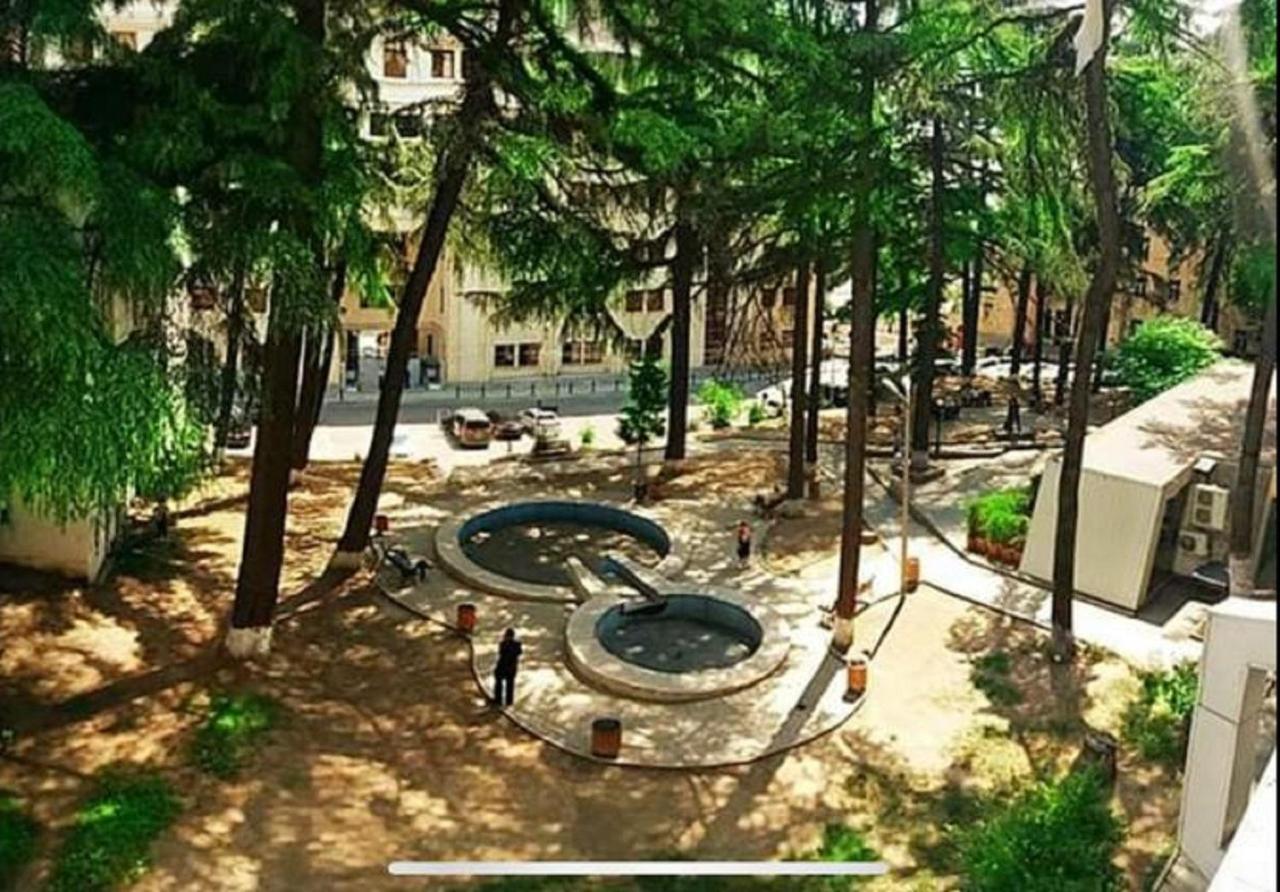 شقة فريدوم سكوير تبليسي المظهر الخارجي الصورة